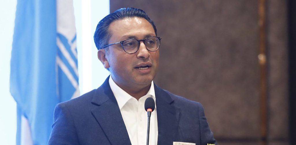 अर्थमन्त्री वाग्लेले गरे स्पष्ट : बिजुलीमा उपभोक्तालाई मार पर्दैन, ५० लाखमुनिका ईभी सस्तो हुँदै