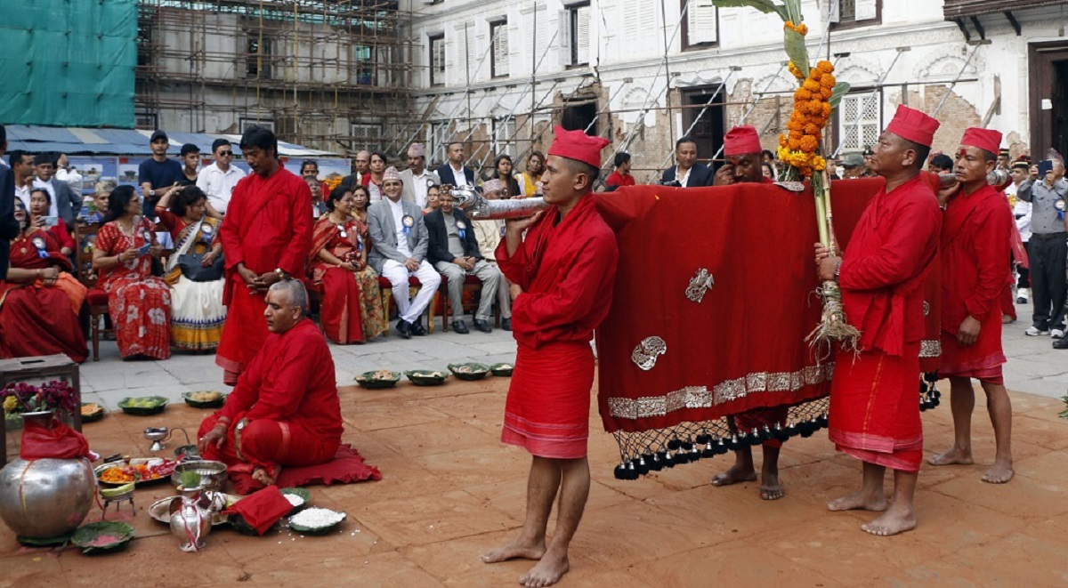 आज कालरात्रिको आराधनासँगै फूलपाती भित्र्याइँदै